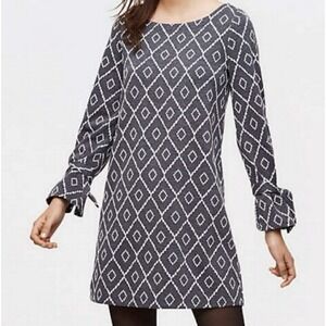 Loft Women's Gray White Diamond Mini Shift Dress Long Sleeves Size Small New